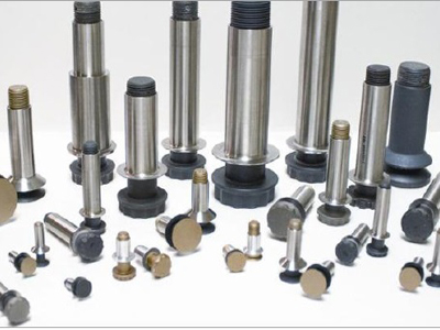 飞行器复合材料精密连接